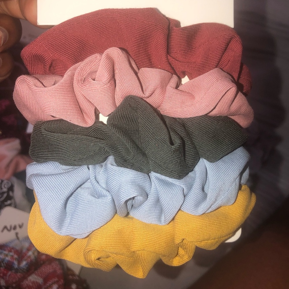 Scrunches